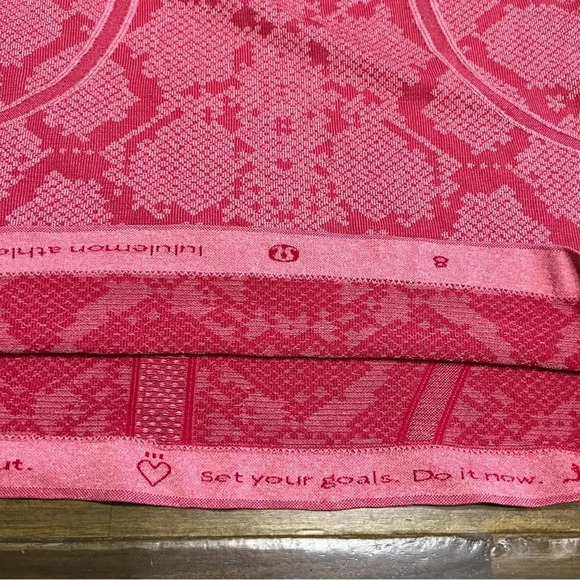 Lululemon Swiftly Tech Long Sleeve Crew Heathered - Picture 6 of 7